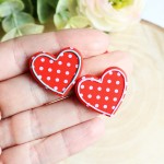 brosa-martisor-love-spots02