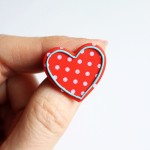 brosa-martisor-love-spots04